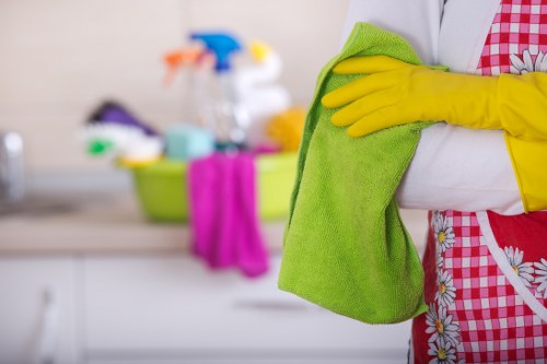 Deep steam carpet cleaning service in SW8 for home interiors