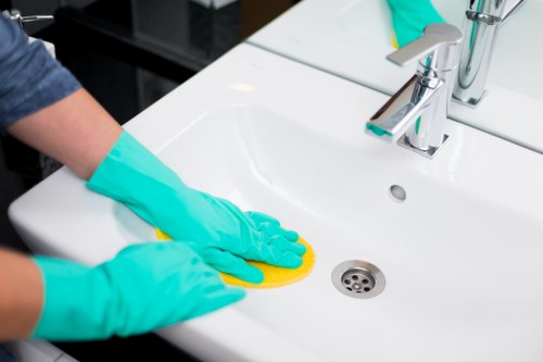 Deep cleaning treatment for worn hard flooring in SW8